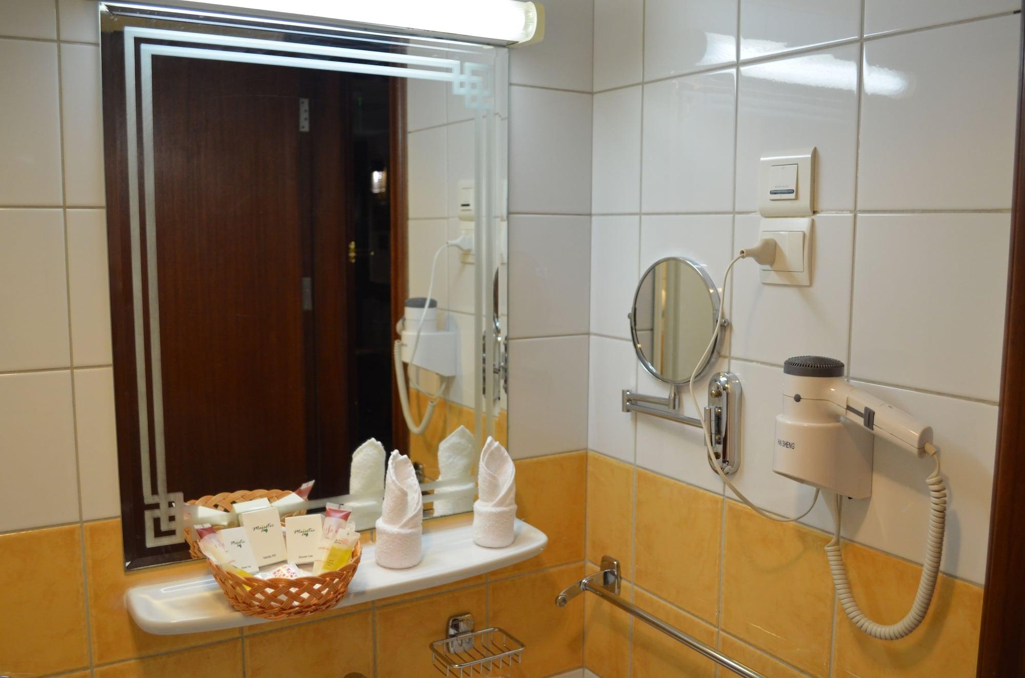Rotana Al Mesk Hotel Medina Luaran gambar
